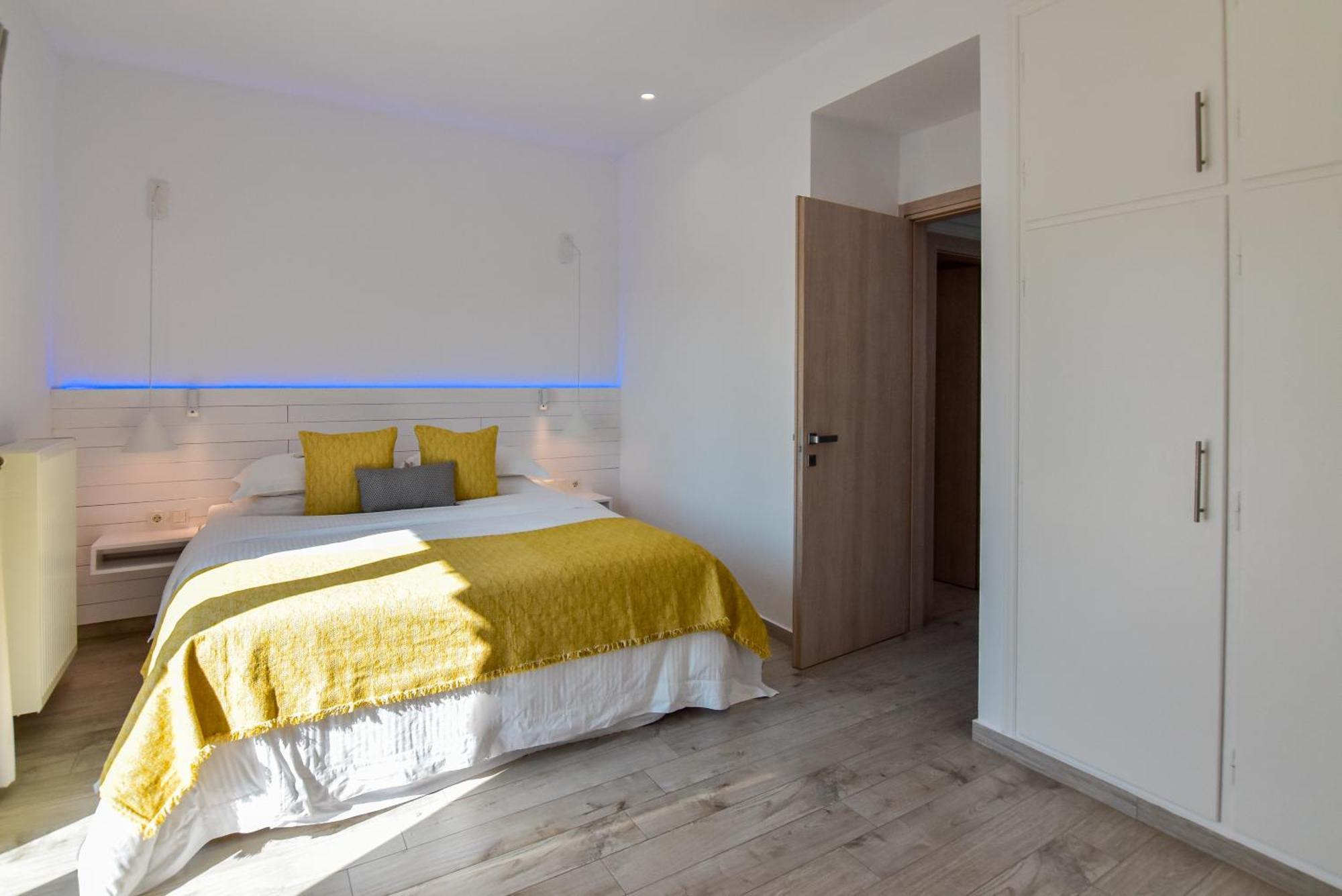 White Rock Milos Suites Adamantas  Zimmer foto